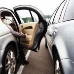 ドアパンチ　ペイントレス　デントリペア京都　デントリペアY2京都